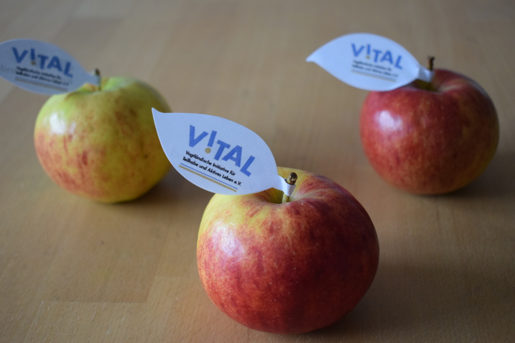 Äpfel mit VITAL-Fähnchen